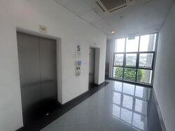 Uni-tech Centre (D22), Warehouse #637736761